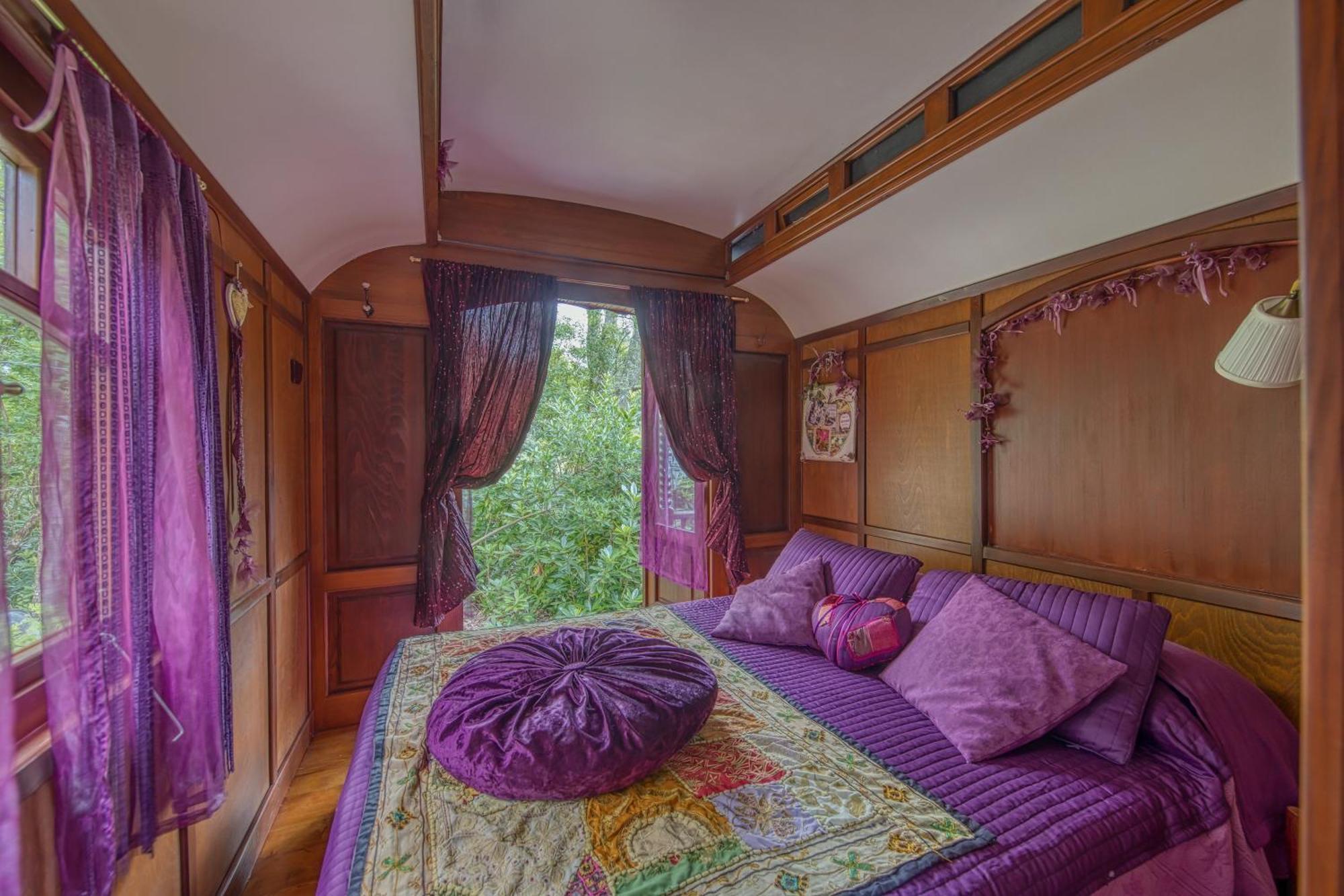 Hotel La Roulotte D'Alany Grayan-et-l'Hopital Zewnętrze zdjęcie