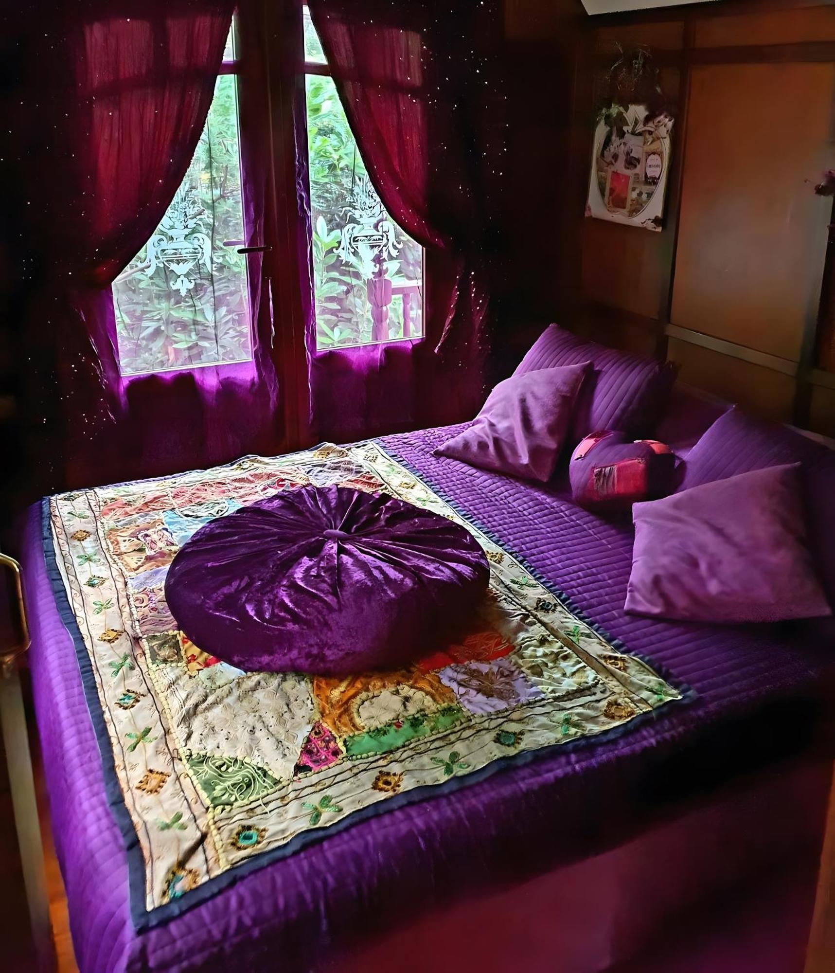 Hotel La Roulotte D'Alany Grayan-et-l'Hopital Zewnętrze zdjęcie